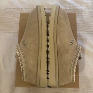 UGG Tasman Slippers in Mustard Seed